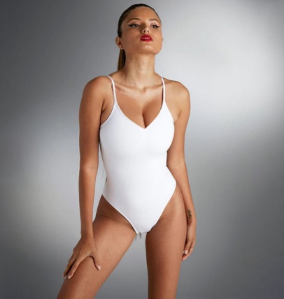 Backless String One-Piece Swimsuit - Image 3