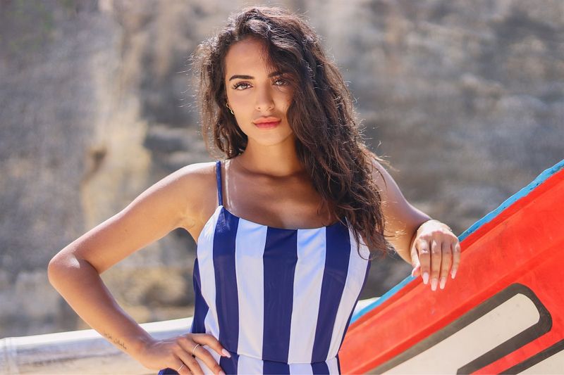 Bandeau bikini with removable straps for extra security