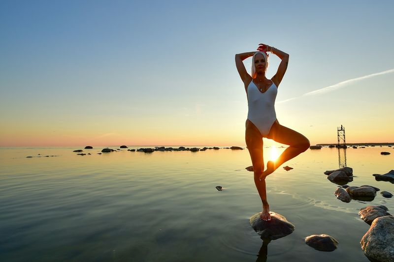 Monokini styling tips for beach yoga