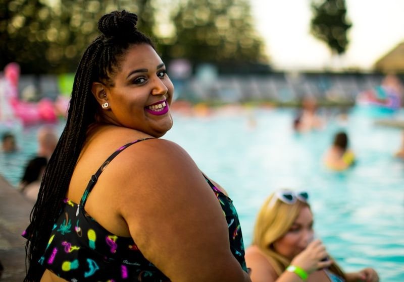 women pool party fashion ideas