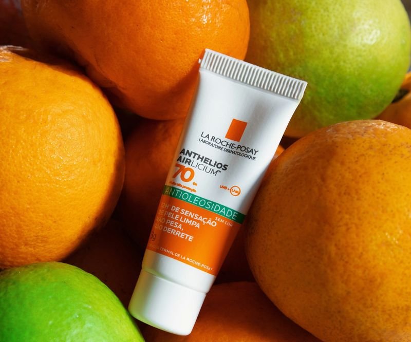 reef safe sunscreen tube flatlay with mineral zinc oxide formula