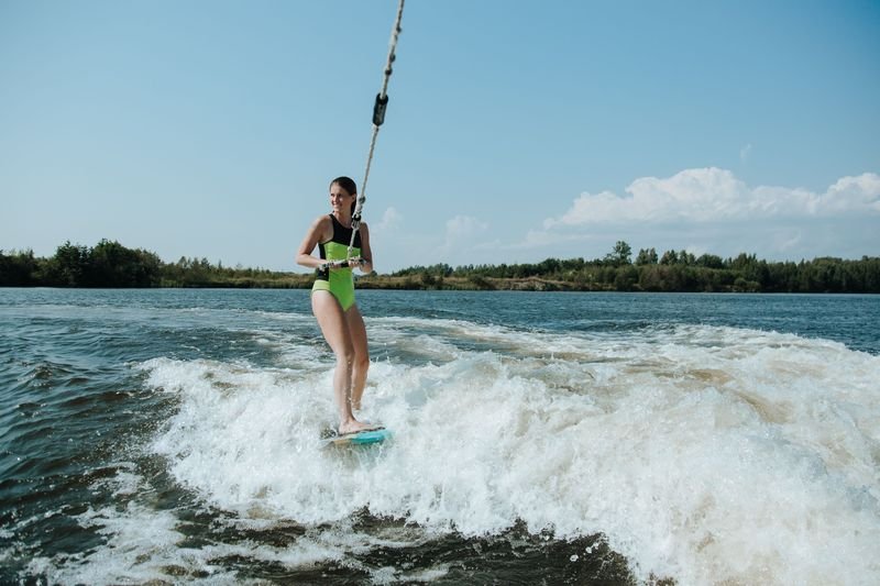Green crinkle-ribbed wakeboarding swimwear with secure fit